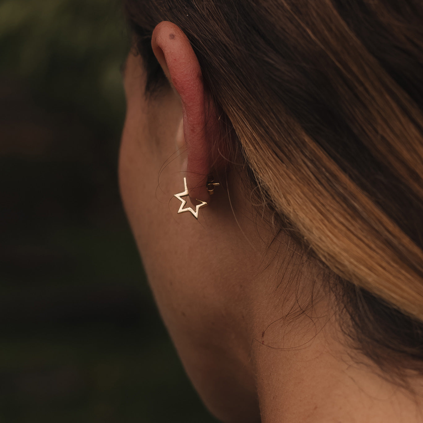 Piercing Supernova Ouro 18k
